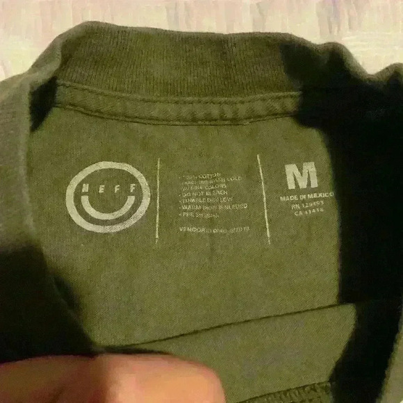 Neff T shirt size M - Picture 2 of 3